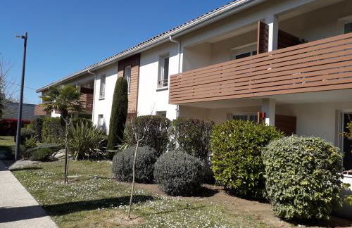 Bel Appartement en résidence avec Parking Privé - Photo 1