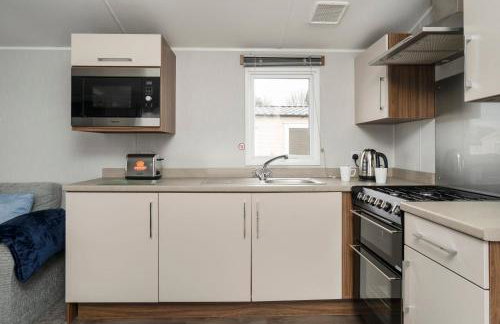 Seton Sands-3 Bed Static Caravan-by Holiday Homes - Foto 9