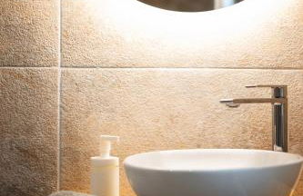 Studio de Charme à Nice - Idéal télétravail - Balcon - Plage à 300m - Foto 2