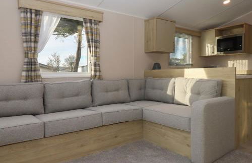 Caravan B61 at Landscove Holiday Park - Photo 5