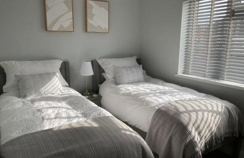 Stylish Home - Sleeps 4 & Free Parking - Foto 12