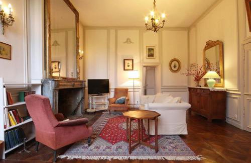 Demeure historique dans un château avec jardin et connexion WIFI - FR-1-497-13 - Foto 3