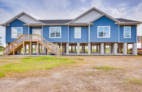 Private Beach and Deck Bayfront Home in Hayes! - Foto 3