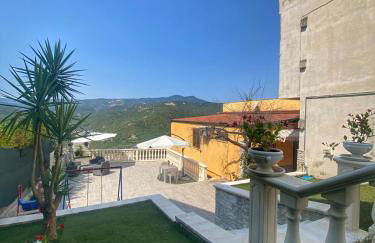 Regina Claudia - Foto 51