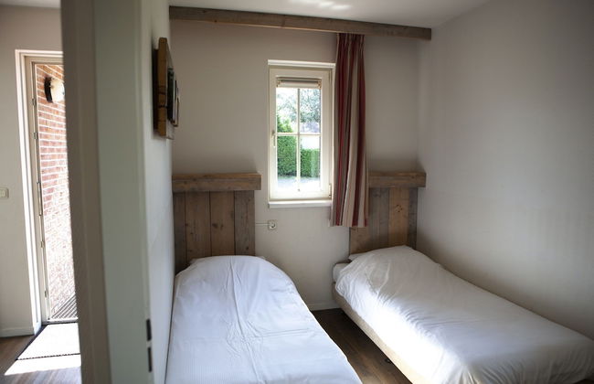 Bungalow in Netherlands With Garden Terrace - Foto 10