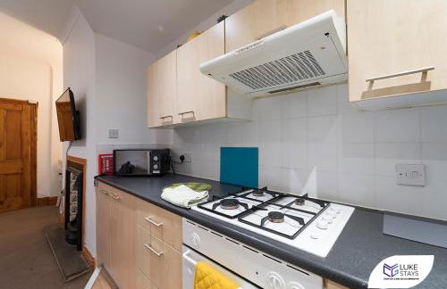 Luke Stays - Grosvenor Road - Photo 4