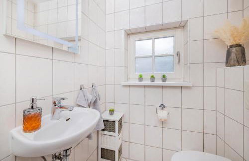 Haus mit 110qm und Garten 150m zum Wasser - Foto 41