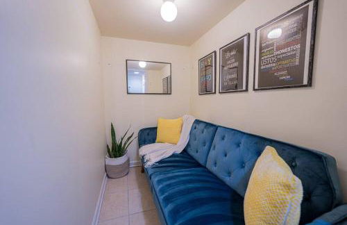 2Units 4BR 3BA Cape Cod Designer House - Foto 11