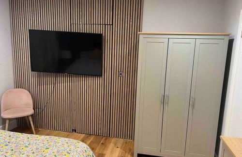 En-suite Double Room - Private Entrance & Free Parking - Foto 12