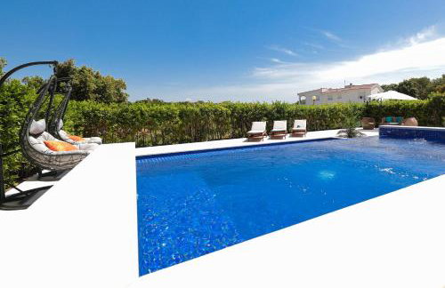 Villa Pino with Pool, Sauna & Jacuzzi - Foto 26