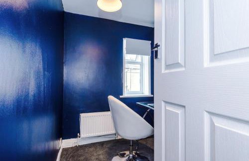 Charming 2 Bed House, Sleeps 6, Free parking, Contractors welcome - Foto 25