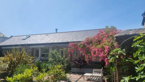 The Flower House - Foto 1, Garden, Garden view