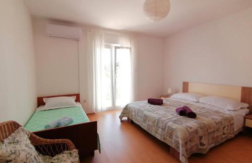 Porat Primošten - Photo 24