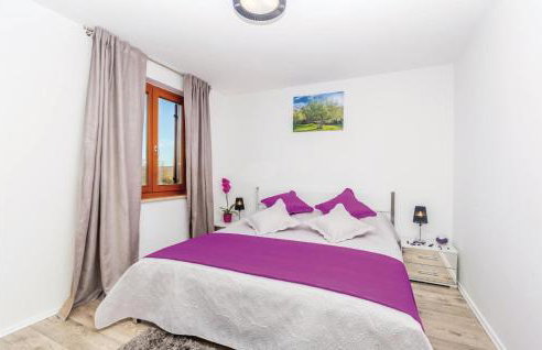 Nice Apartment In Krk With Wifi - Photo 4