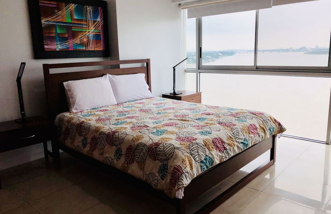 Luxury Suites Riverfront GYE - Foto 14