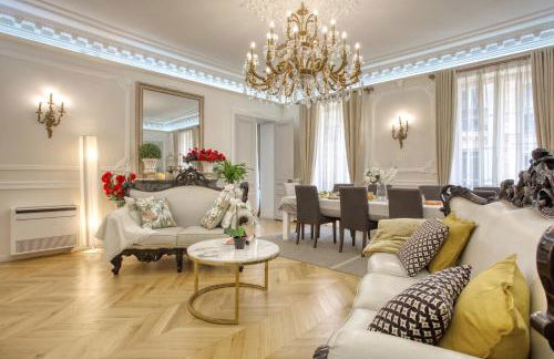 Galeries LaFayette - 7 bedrooms - lift - aircon - Foto 20