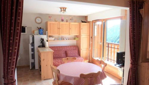 Spacieux 3 pièces avec balcon, parking et coin montagne - FR-1-573-104 - Foto 2