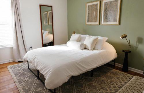 "The Dawning House" - Peaceful Modern Stay w/ Yard - Foto 29