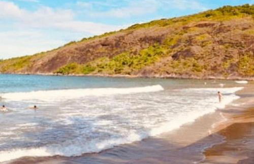 Apartamento Frente para o Mar - Varandão com Blindex - Vista para o Mar - 1 Suite e mais 2 Quartos-Ar Condicionado - 2 Vagas - BEIRA MAR - 70 metros da Praia ,TVS SMART GERAL -WI-FI -DISNEY PLUS- PORT 24 HORAS-KIT PRAIA-ROUPA DE CAMA 2 XCASAIS - Foto 74