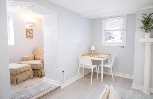 Cozy 1Bdrm • Great Location • Fast Wi-fi - Foto 9