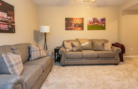 Hoosier Happiness, Too! 3 Bedroom Suites Near IU & Downtown - Foto 16