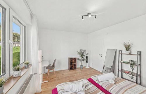 BAT Home Solutions Trierweiler - alles was ein Hotel nicht bietet - 5 Apartments 40 bis 120 qm für bis zu 29 Personen - 5-Raum-Apartment barrierefrei - 60 qm Balkon mit Blick bis Luxemburg - einzeln bis komplett buchbar - 3 Min zur A64 - Foto 52