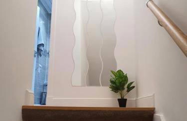 Glasgow Comfortable and Modern 3 Bedroom Mid Terraced Villa - Foto 29