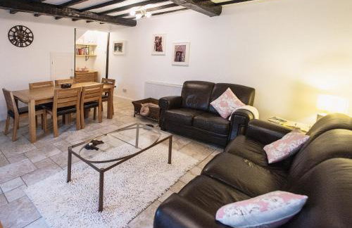 Barbican Cottage - Photo 2