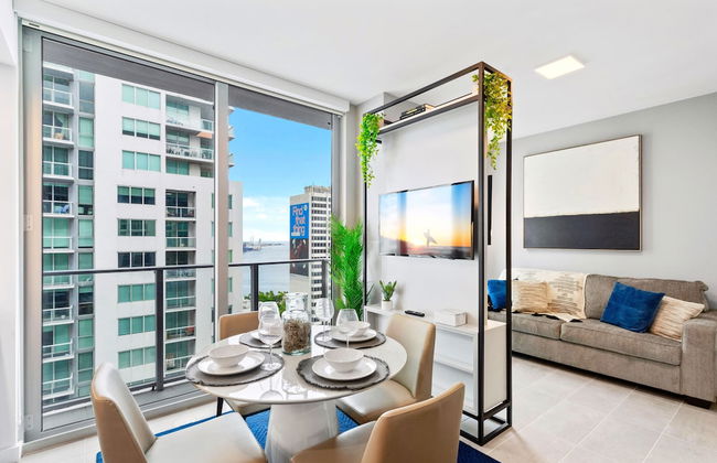 Modern High-Rise Condo with Pool/Gym, in Central DT MIAMI! - Photo 51