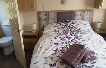 Holiday Lodge, sleeps 4, with sea & countryside views - Foto 11