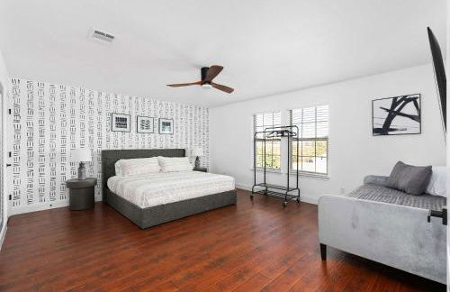 Grand 6BR 3BA Pool Escape Round Rock - Foto 15