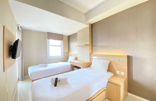 Modest 2Br Apartment At Parahyangan Residence - Foto 2