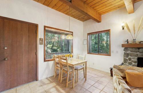 Deep Woods Hideaway - Photo 5