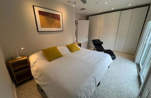 Cozy house close Brickell - Photo 21