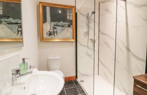 Torview House - Photo 30