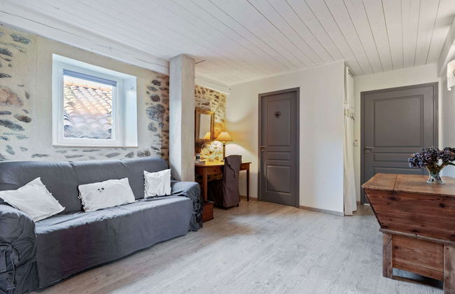 Holiday Home in Saint-beauzire With Garden and Private Terrace - Foto 20