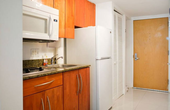 Modern Condos Available in Brickell - Photo 52