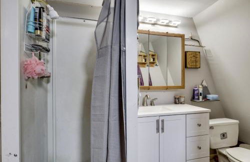 Hike, Fish and Ski! Waterfront Tygh Valley Cabin - Foto 17