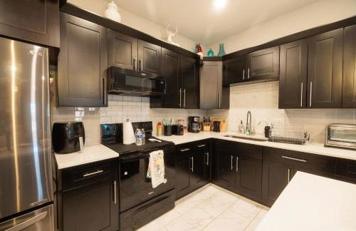 Luxury King Bed Room Private Entry and Bathroom - Foto 20