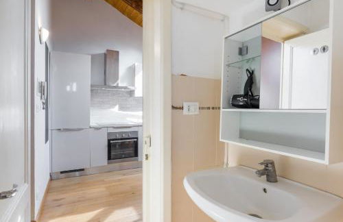 Liberty House - Vicina fermate Bus e Treno per Torino - Photo 11