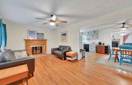 Park your Boat! Mins from the Ocean•Screened Porch - Foto 25