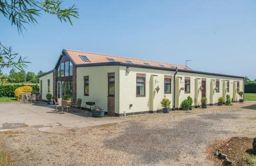 Cowslip Cottage- W43122 - Photo 1