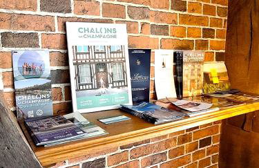 proche gare et centre-ville, parking gratuit et facile, wifi - Foto 13