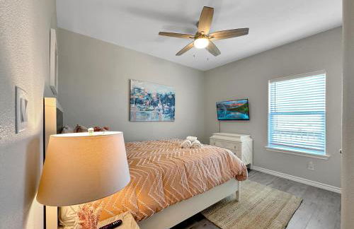 Beachfront 4BR - Tiki Bar, Yard Games, Pet-Friendly - Foto 31