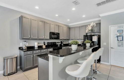 Sleeps 14 Heated Pool + Lazy River + Game Room - Foto 27