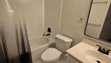 Spacious Townhouse near DC Airport Work Friendly - Foto 2