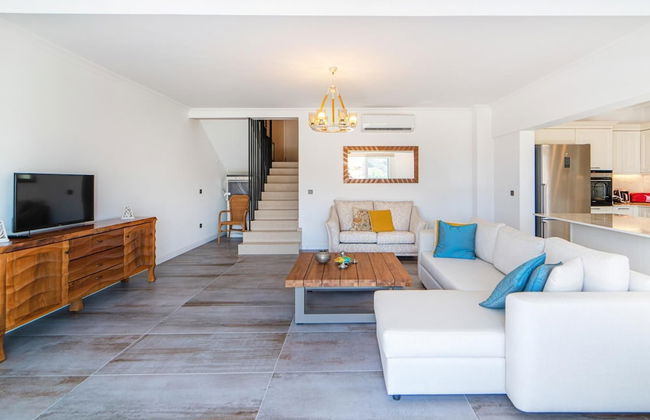 Villa w Pool Garden Patio 1 min to Beach in Bodrum - Foto 2