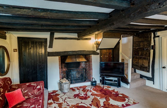 Yew Tree Cottage- Sleeps 12, Garden & Pet-friendly - Foto 3