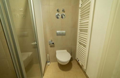 FullHouse - Halle - R17 - 111sqm Loft - 8 Beds for 10 guests - Foto 36