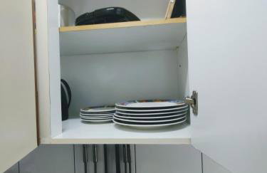 Studio completo frente à Praia do Gonzaga ( Pé na Areia ) - Foto 26